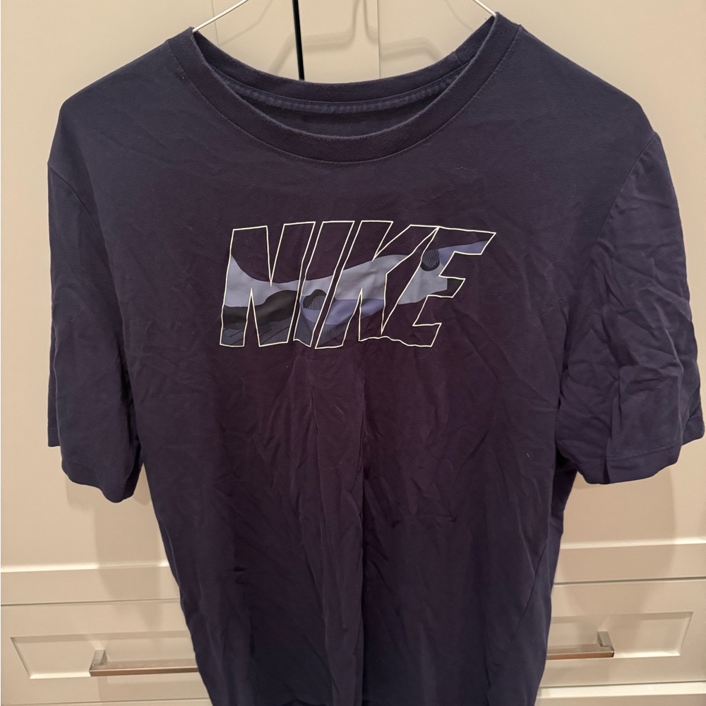 Nike dri-fit Navy Blue Graphic T-Shirt, men’s size XL tall